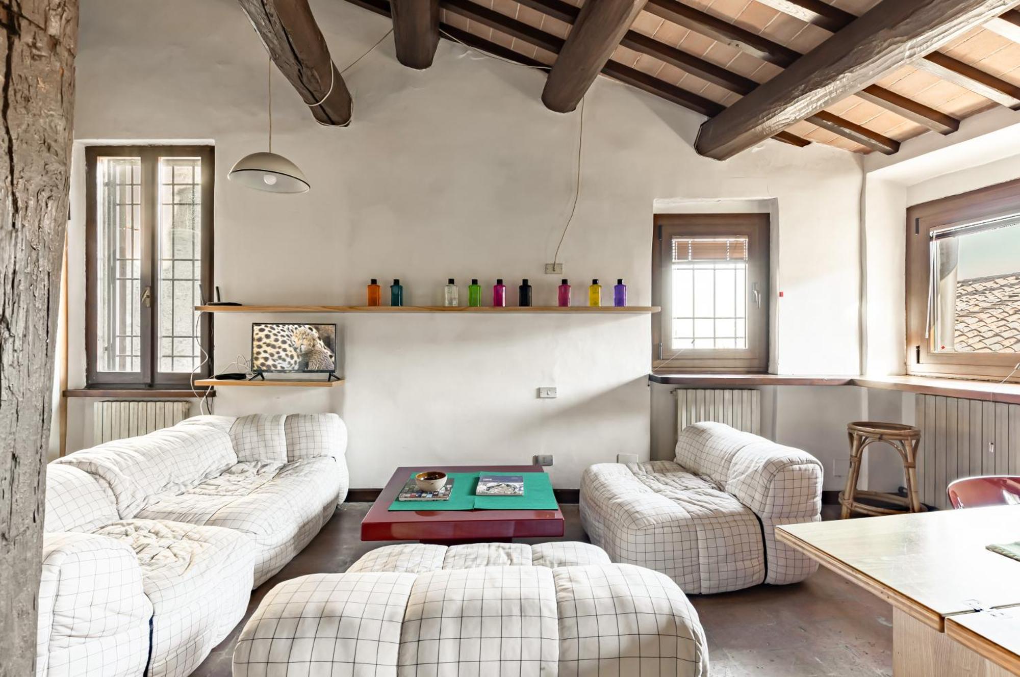 Historic With Rooftop Views