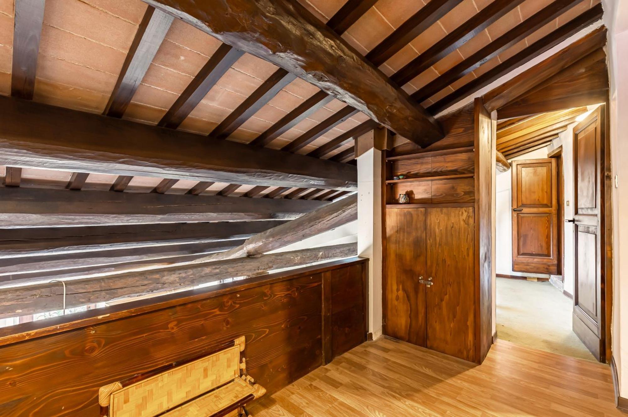 Apartment Historic With Rooftop Views *
